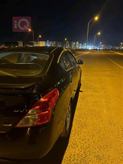 نيسان فيرسا